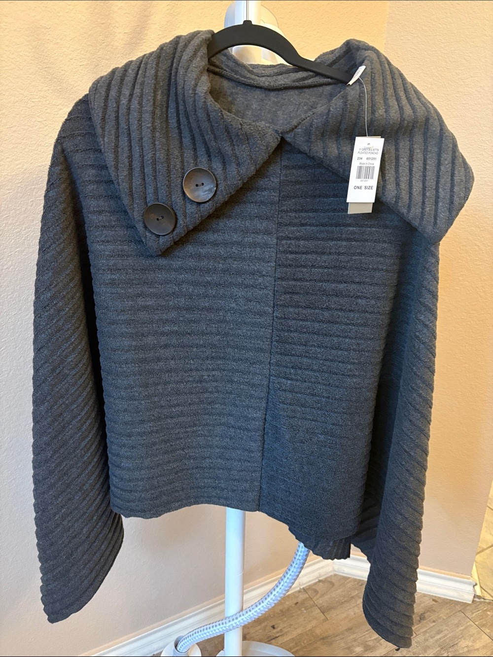 Ribbed Shawl-Collar Poncho Sweater in Charcoal Gray
